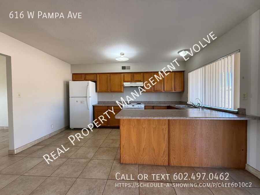 616 W Pampa Ave - Photo 6 of 21