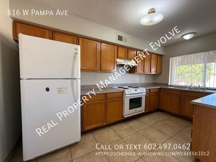 616 W Pampa Ave - Photo 7 of 21