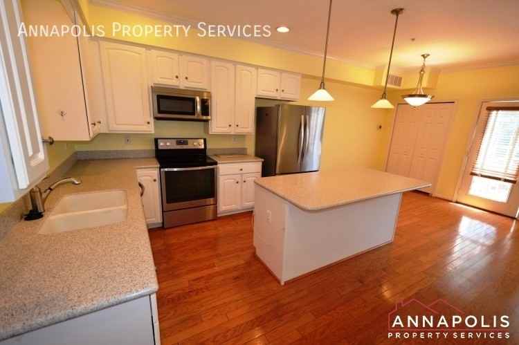 66 Harbour Heights Dr - Photo 5 of 25