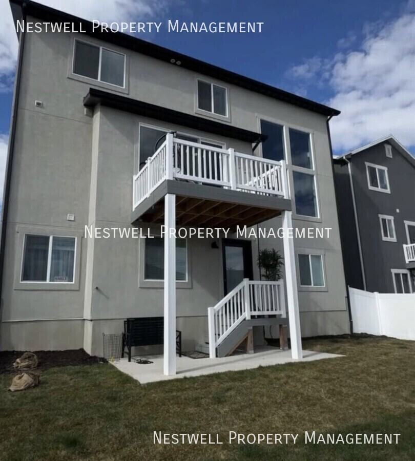 654 N Boseman Way - Photo 7 of 11