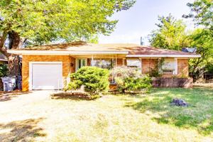 featured image of 2205 Nw Smith Ave