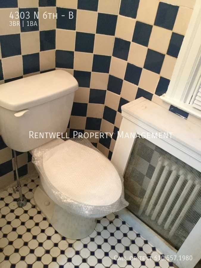 4303 N 6th St #B - Photo 6 of 8