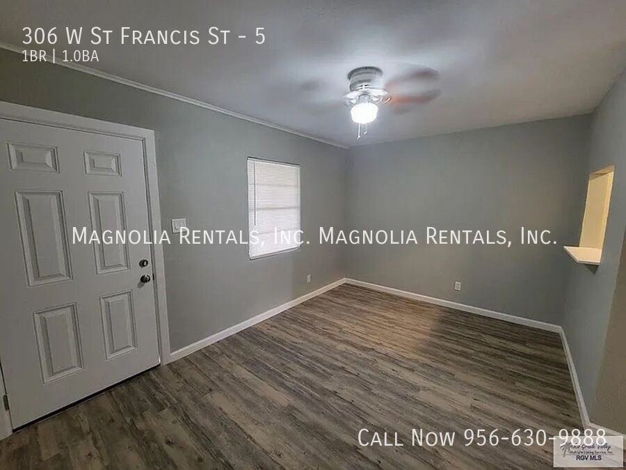 306 W Saint Francis St #5 - Photo 3 of 11