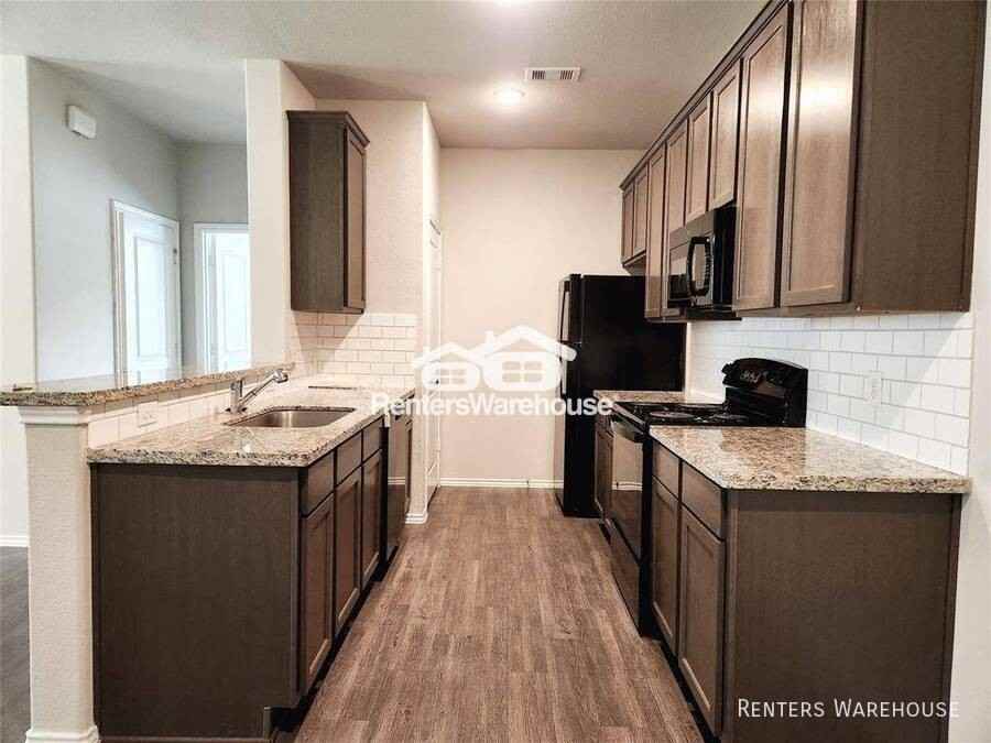 26471 Joy Village Dr - Photo 5 of 16