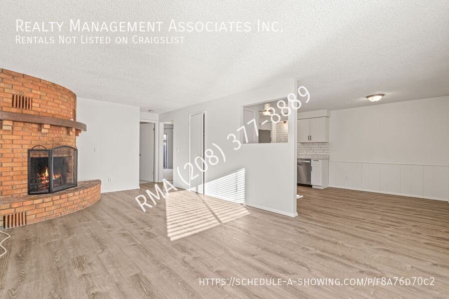 694 W Pennsylvania St - Photo 7 of 21