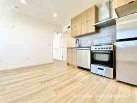 233 Rosemont Ave #8A - Photo 1 of 1