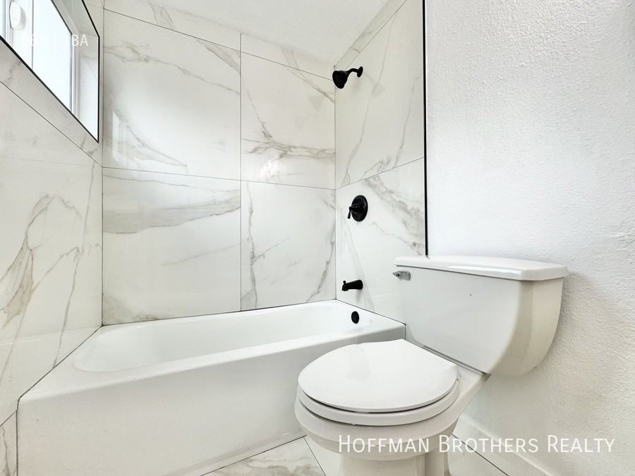 5723 Willowcrest Ave #3A - Photo 7 of 9