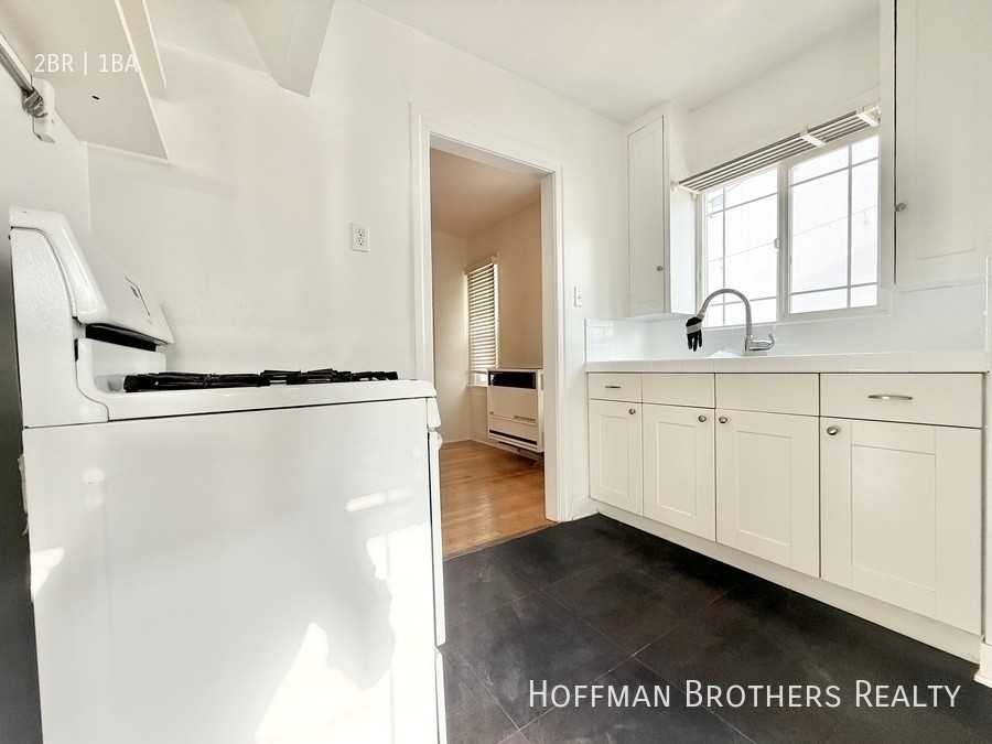 1450 Echo Park Ave #1450 - Photo 2 of 5
