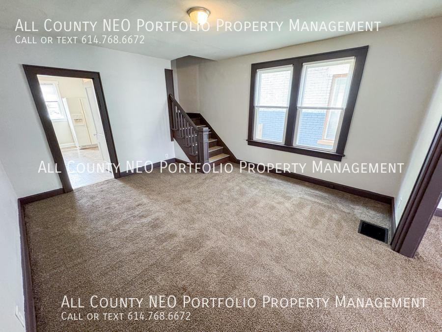 21 N Wayne Ave - Photo 4 of 21