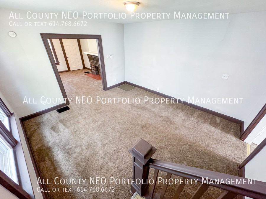 21 N Wayne Ave - Photo 5 of 21