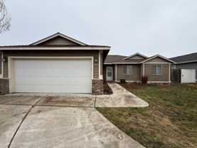 860 Ne Quince Ave - Photo 1 of 1