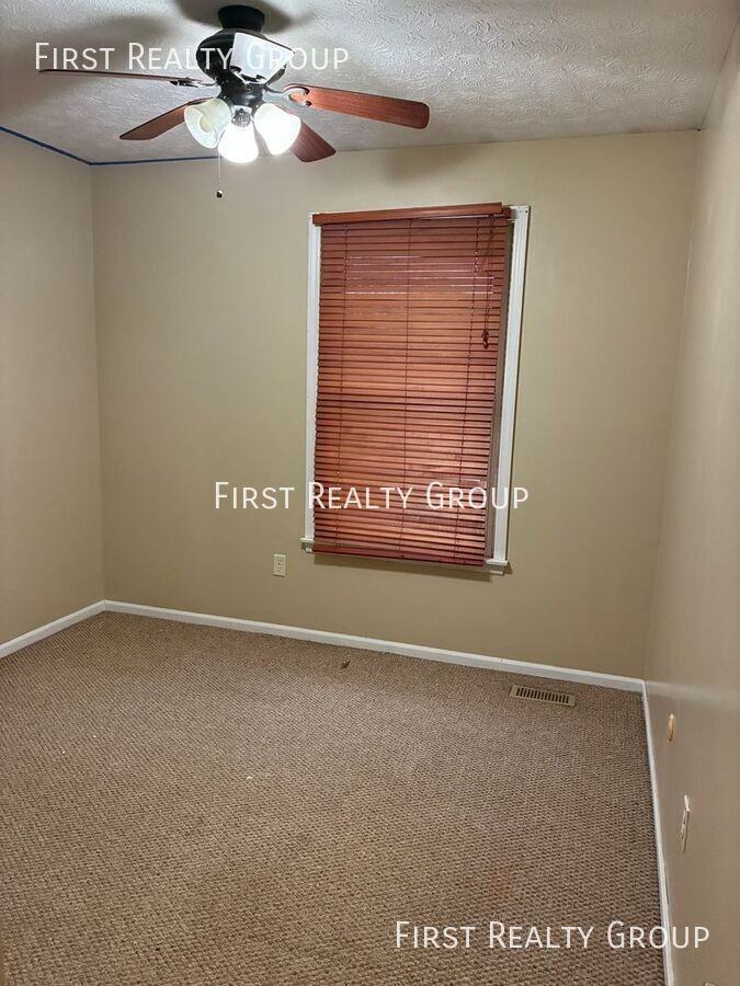 37 W Lytle 5 Points Rd - Photo 6 of 13