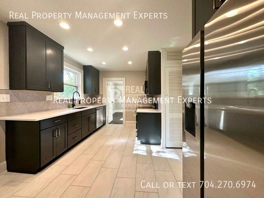 3801 Tuckaseegee Rd - Photo 4 of 14