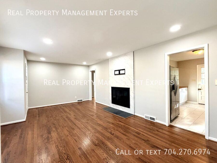 1843 Camp Greene St - Photo 6 of 13