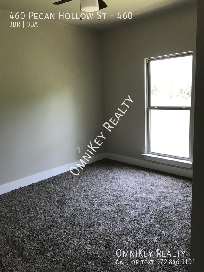 460 Pecan Hollow St #460 - Photo 7 of 18