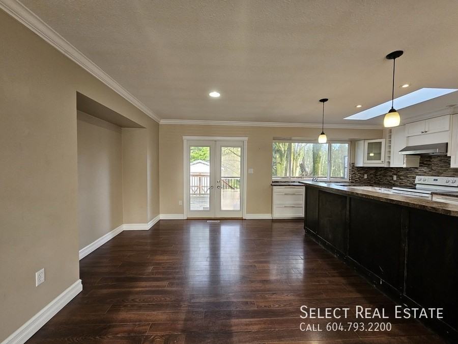 32985 Malahat Pl #A - Photo 5 of 25