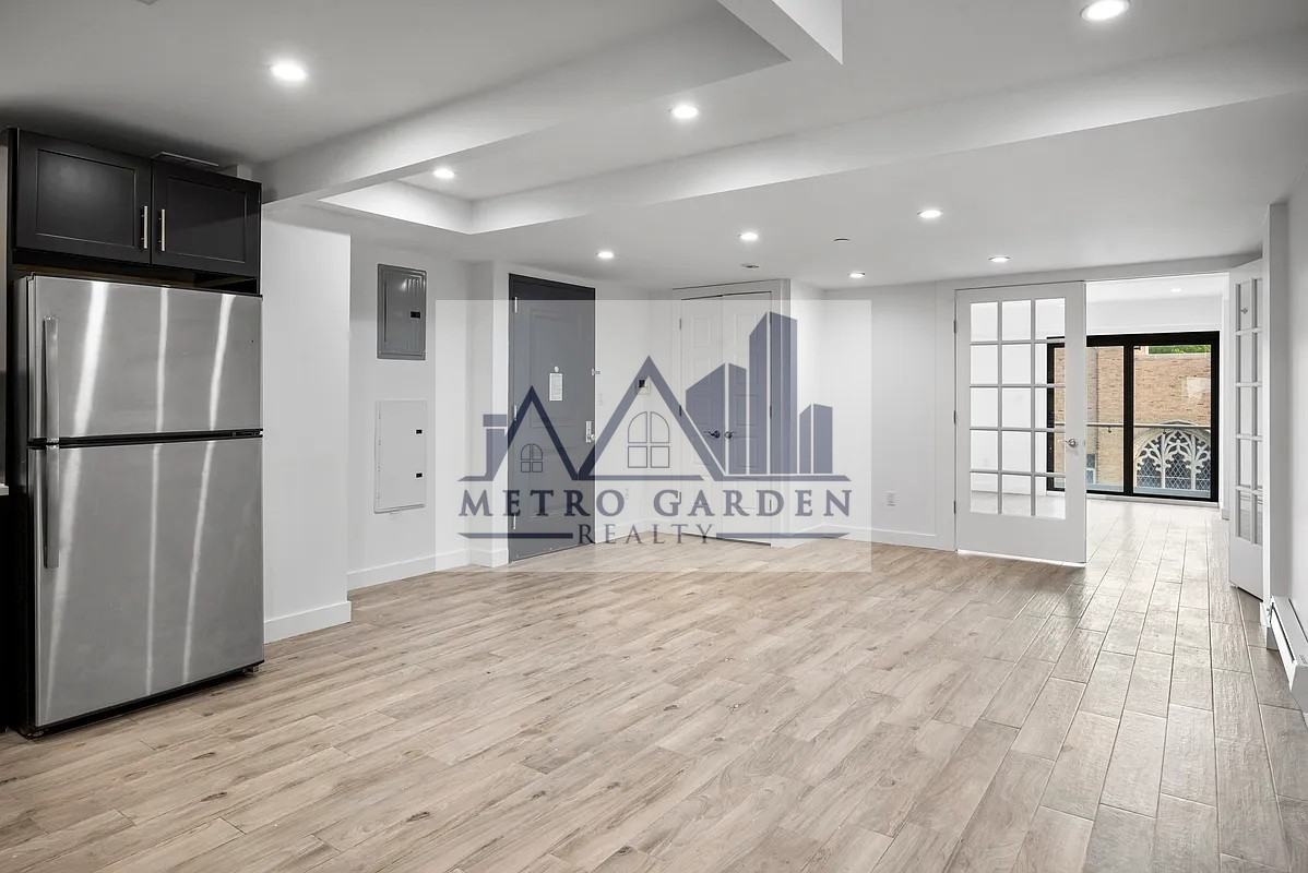 177-16 Wexford Terrace - Photo 2 of 9