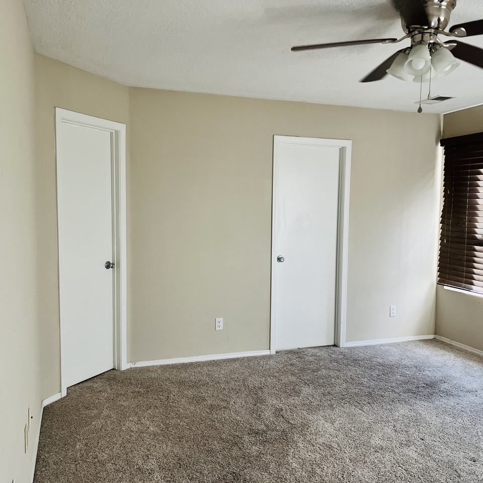 2201 Sea Foam St Nw #1 - Photo 7 of 36