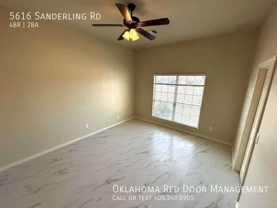 5616 Sanderling Rd - Photo 6 of 19