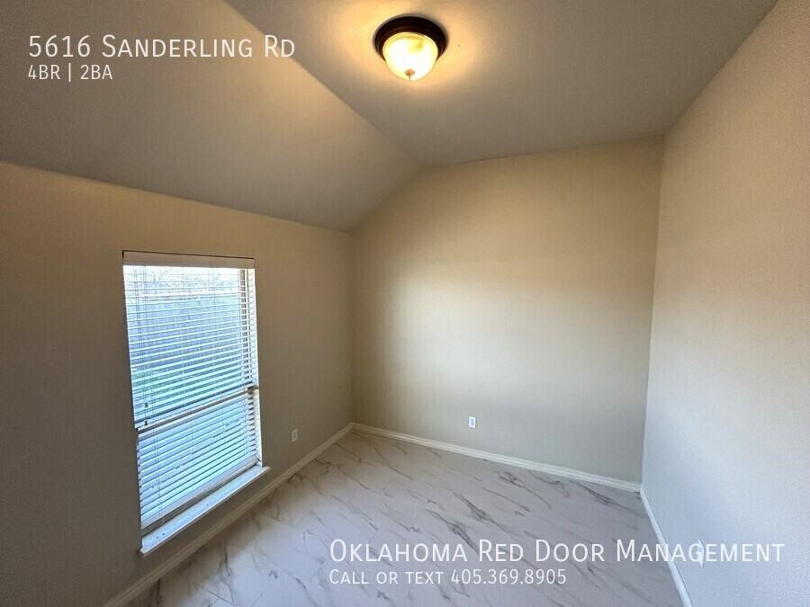 5616 Sanderling Rd - Photo 7 of 19