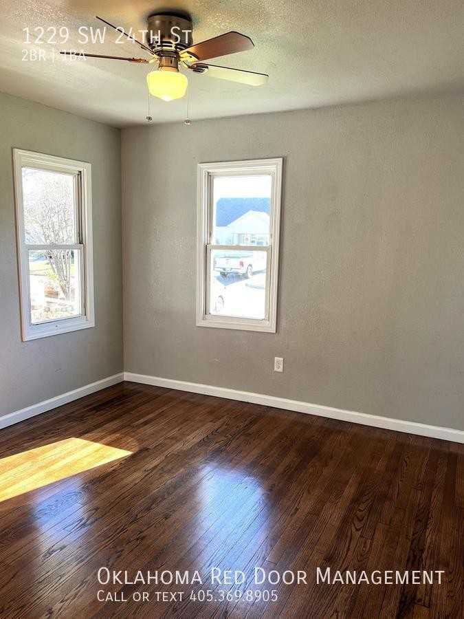 1229 Sw 24th St - Photo 6 of 9