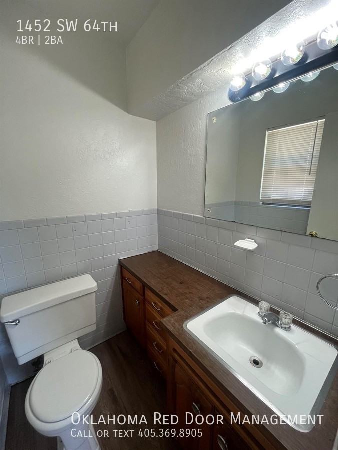 1452 Sw 64th St - Photo 6 of 46