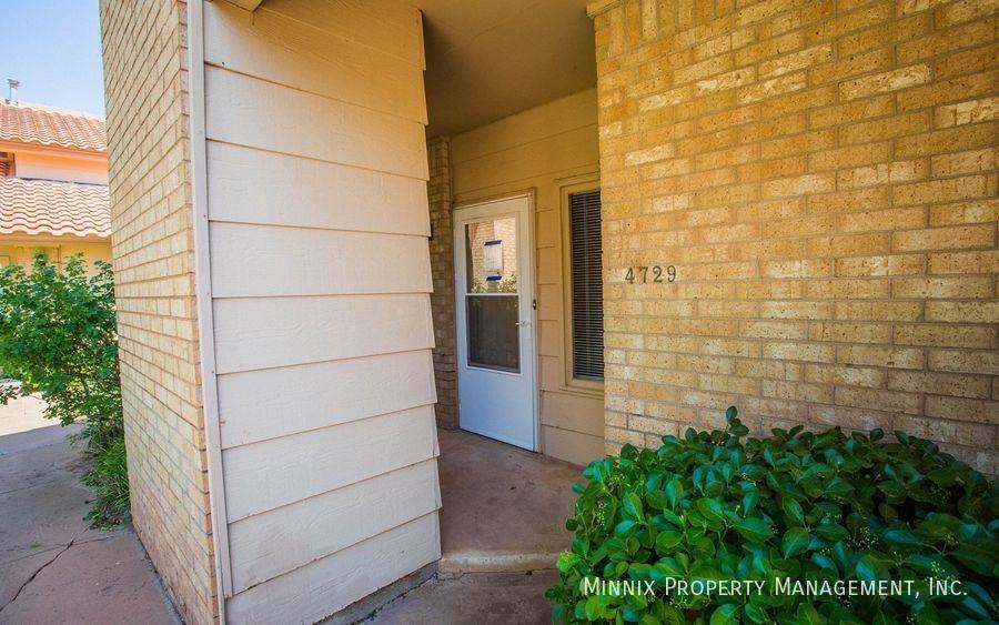 4729 2nd St - Photo 3 of 20