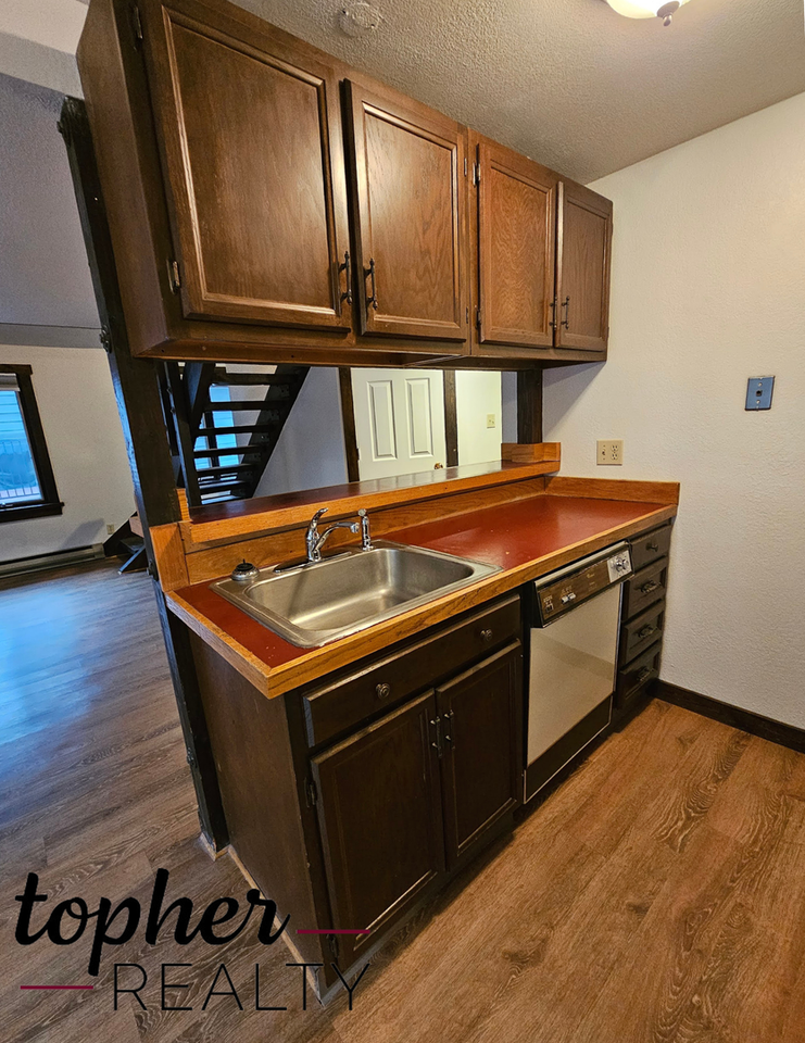 443 Park Ln #I - Photo 6 of 12