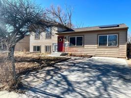 featured image of 2550 Bellamy St