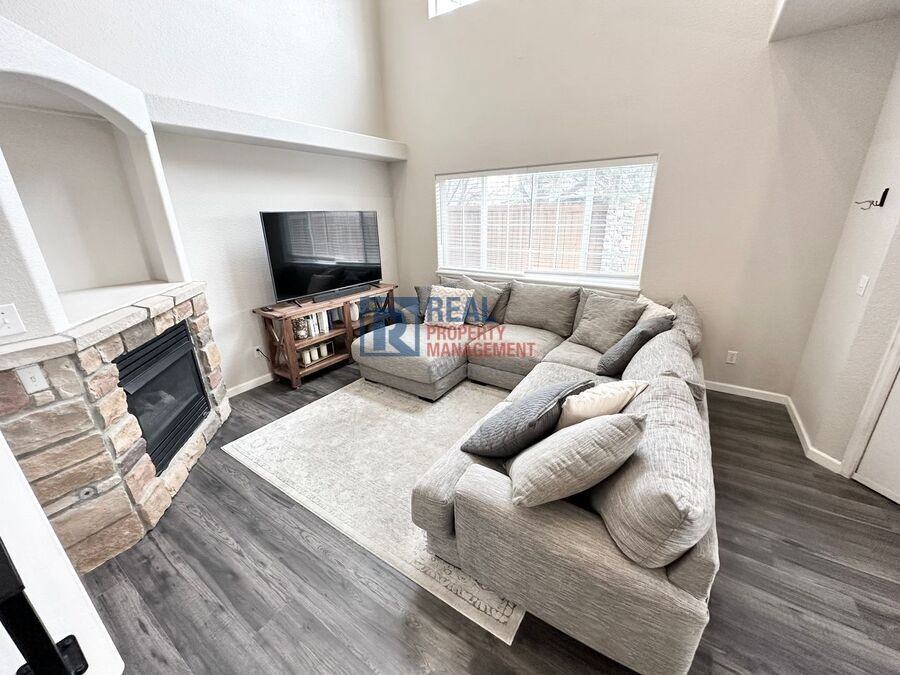 1325 S Chambers Rd #105 - Photo 4 of 17