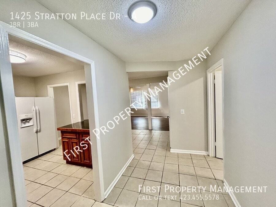 1425 Stratton Place Dr #A - Photo 2 of 20