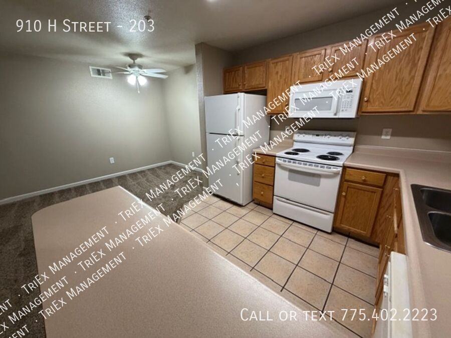 910 H St #203 - Photo 6 of 16