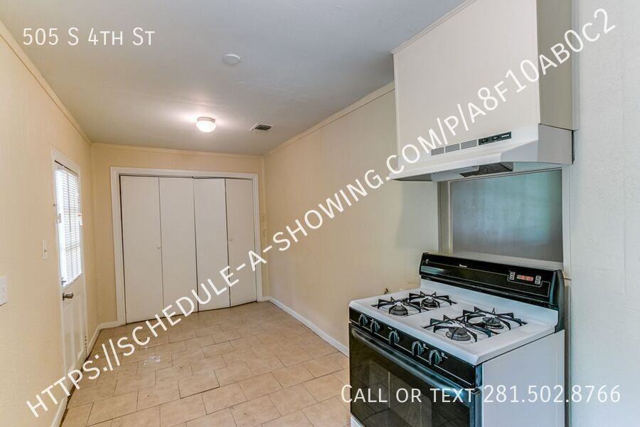 505 S 4th St - Photo 5 of 9