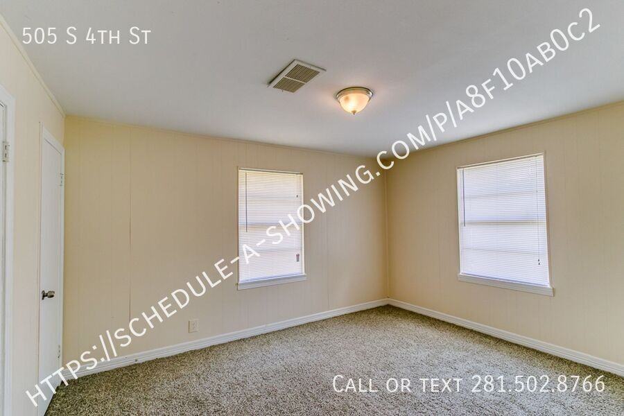 505 S 4th St - Photo 6 of 9