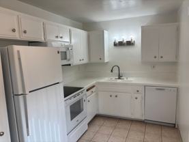 Villa Point Loma - Photo 1 of 1