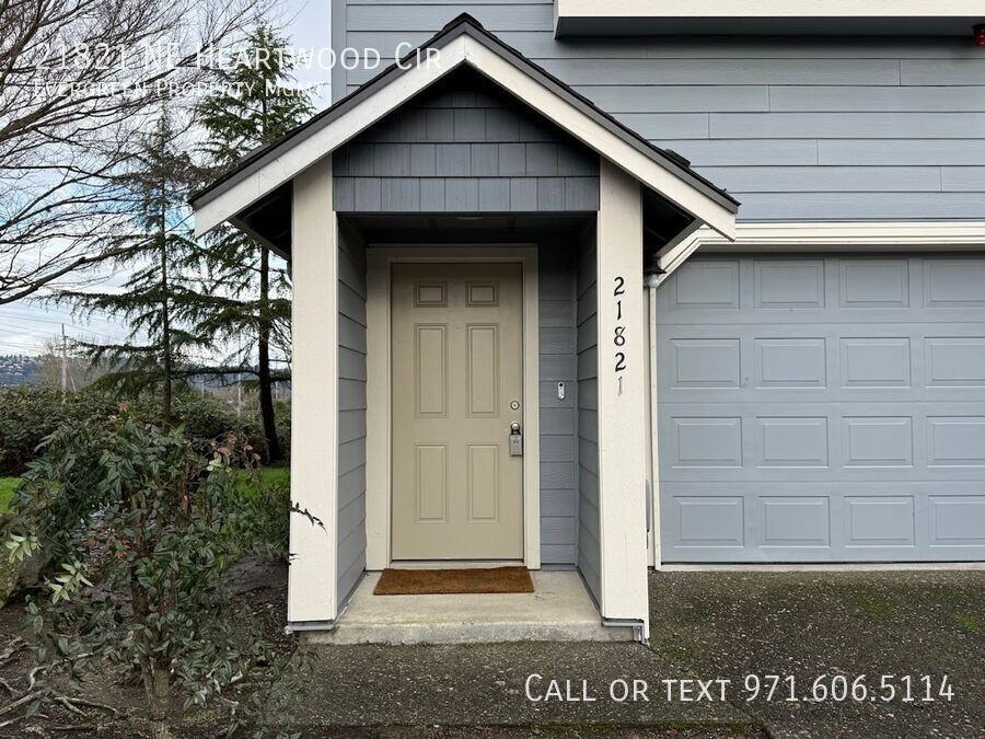 21821 Ne Heartwood Cir - Photo 2 of 31