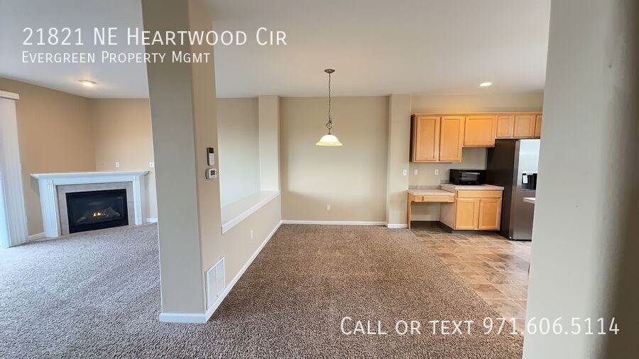21821 Ne Heartwood Cir - Photo 7 of 31