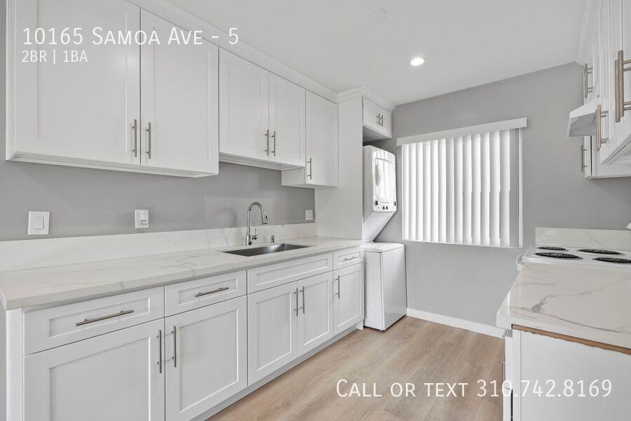 10165 Samoa Ave #5 - Photo 4 of 19