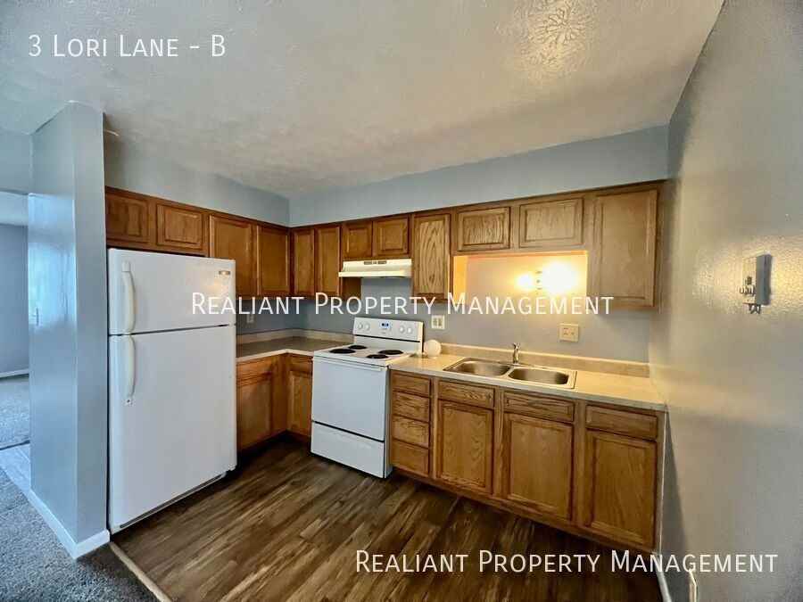 3 Lori Ln #B - Photo 5 of 9