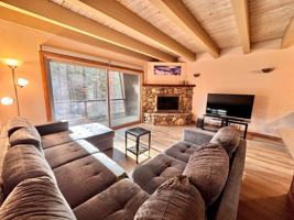 featured image of 845 Southwood Blvd