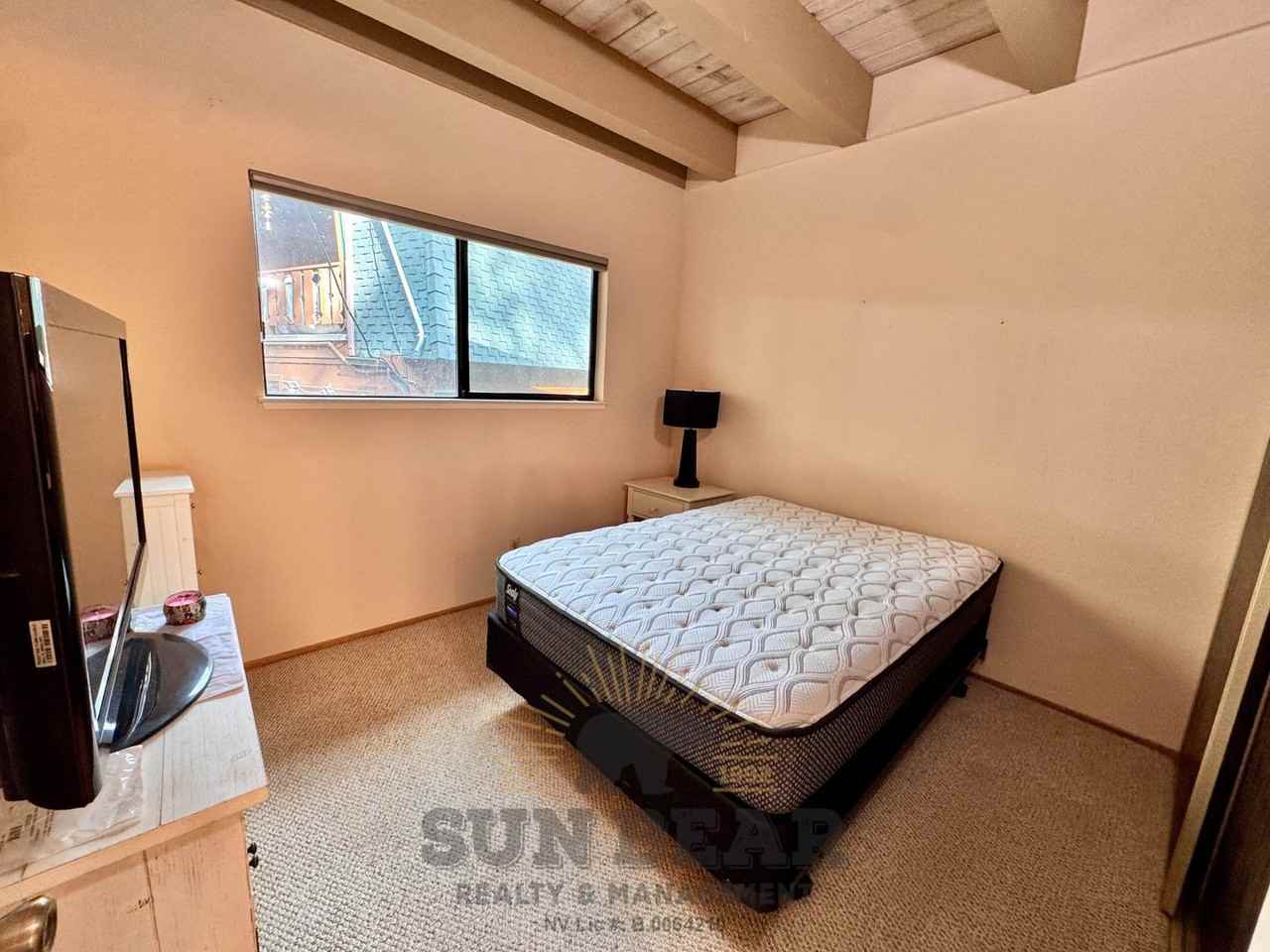 845 Southwood Blvd - Photo 7 of 22