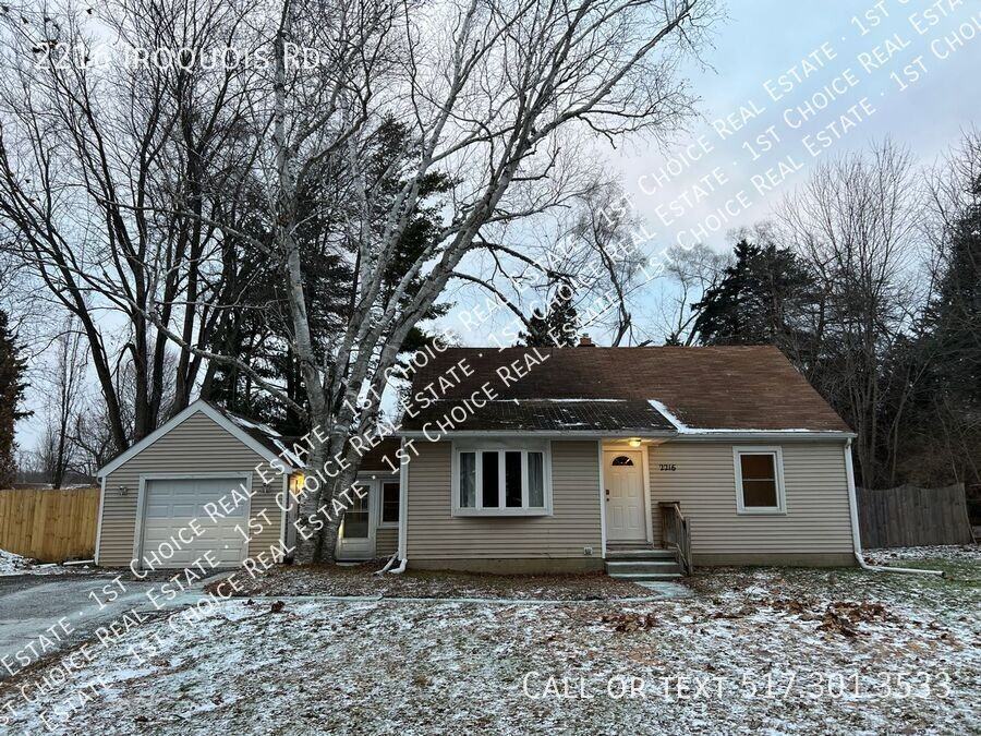 2216 Iroquois Rd - Photo 2 of 16