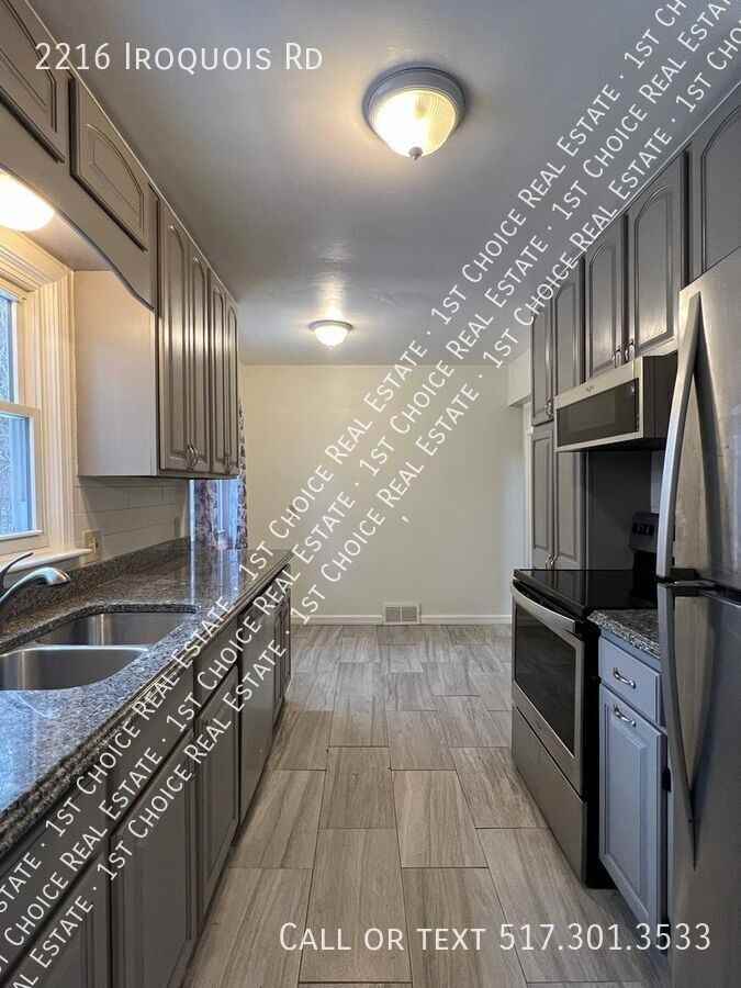 2216 Iroquois Rd - Photo 7 of 16