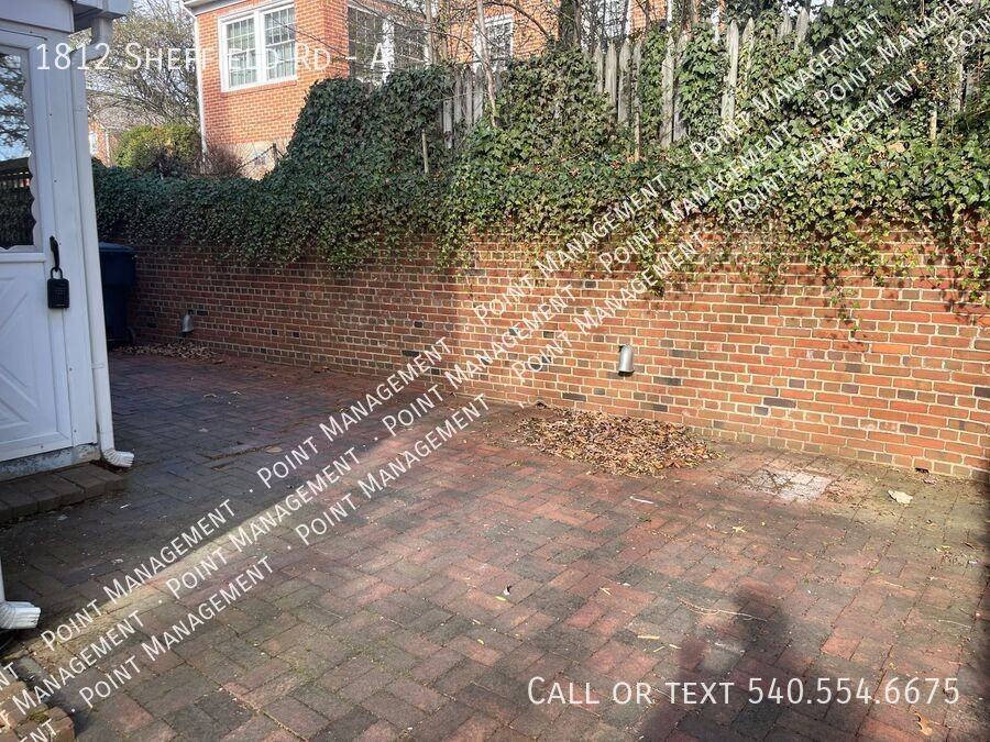 1812 Sheffield Rd Sw #A - Photo 2 of 15