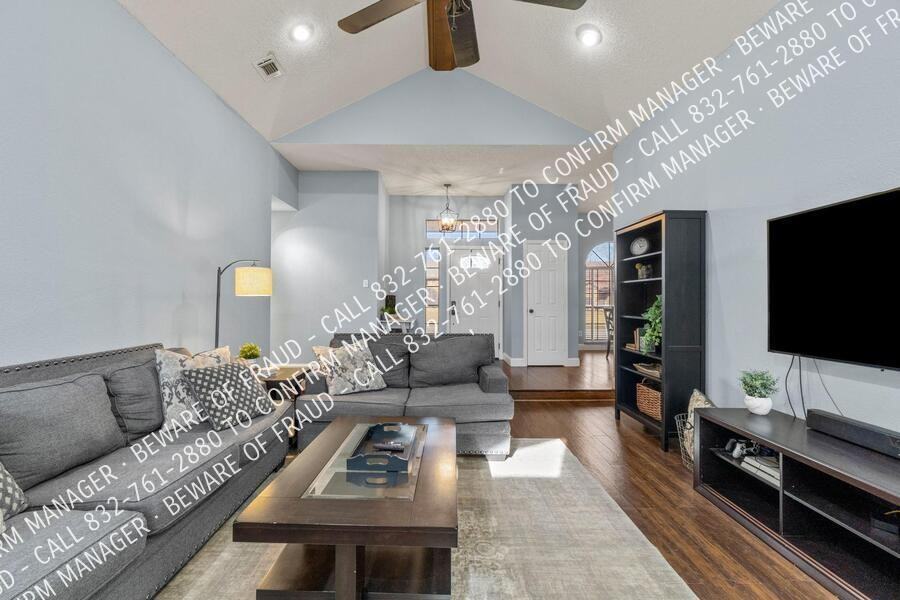 3416 Aster Ln - Photo 5 of 37