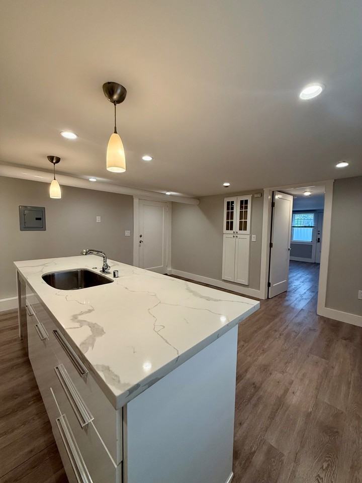 3483 21st St - Photo 4 of 14