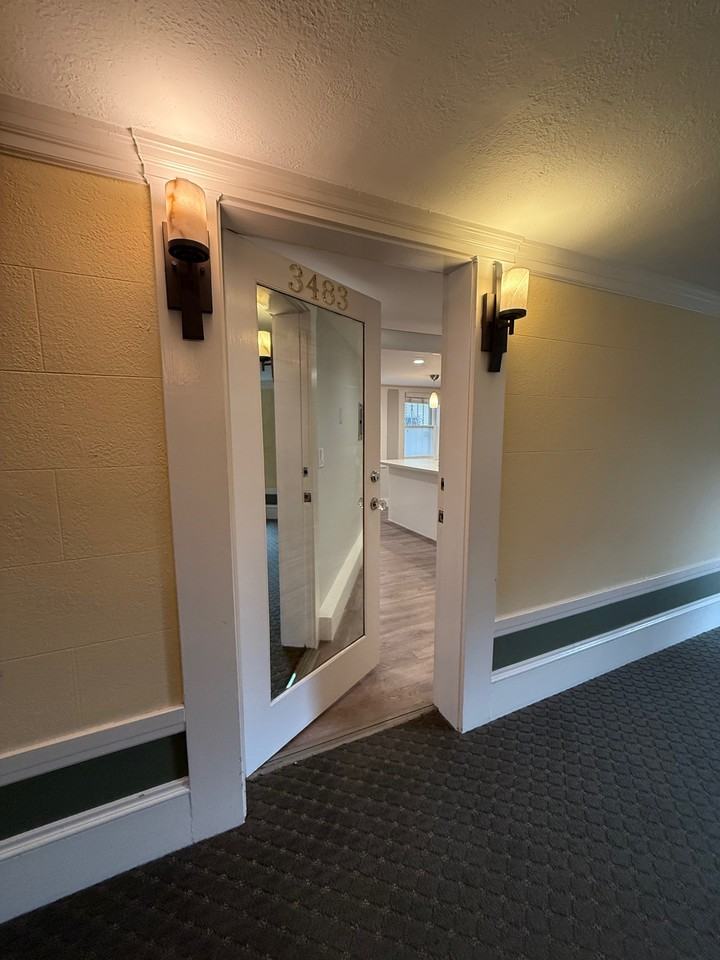 3483 21st St - Photo 5 of 14