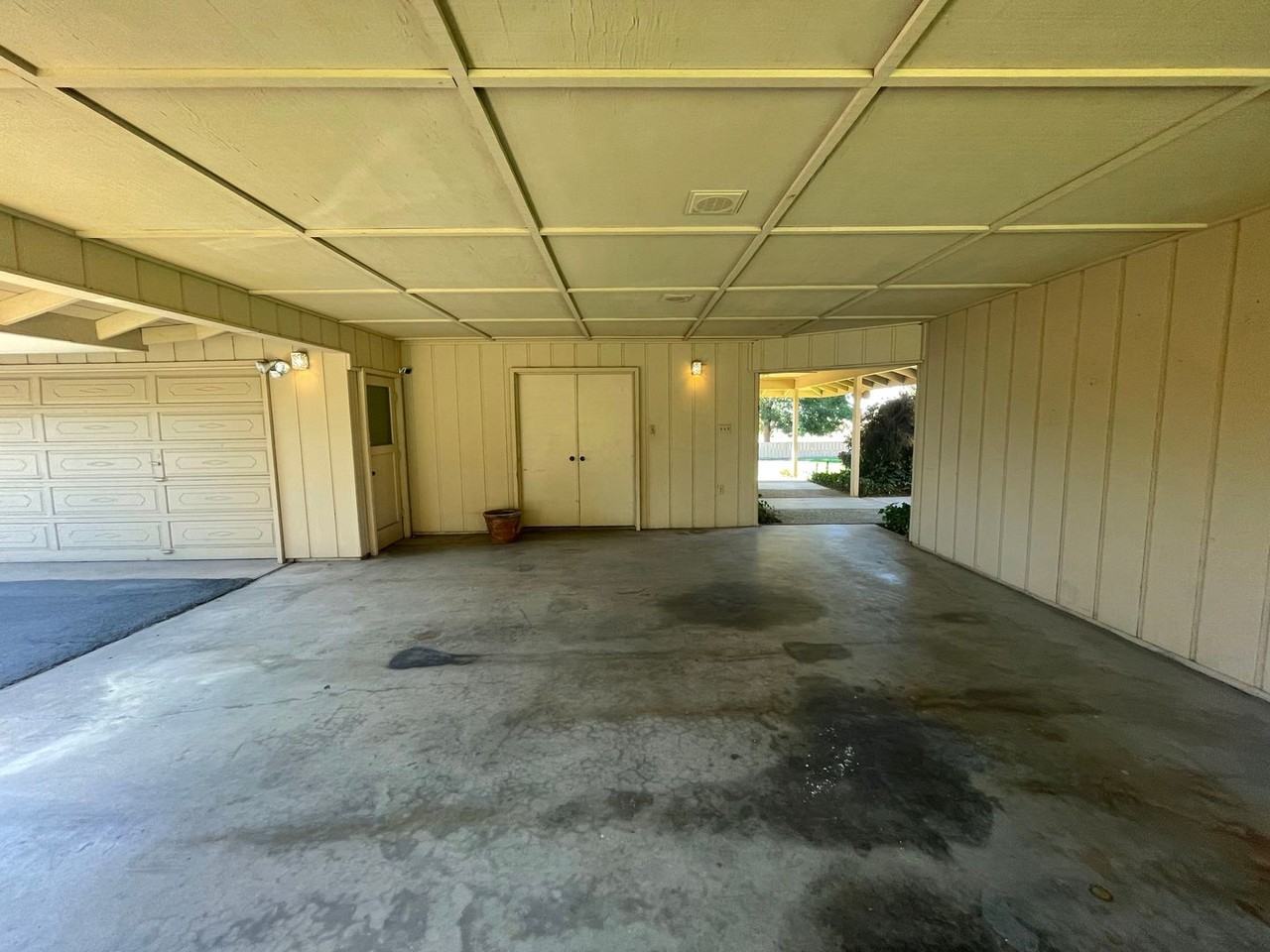 624 N Stearns Rd - Photo 6 of 50