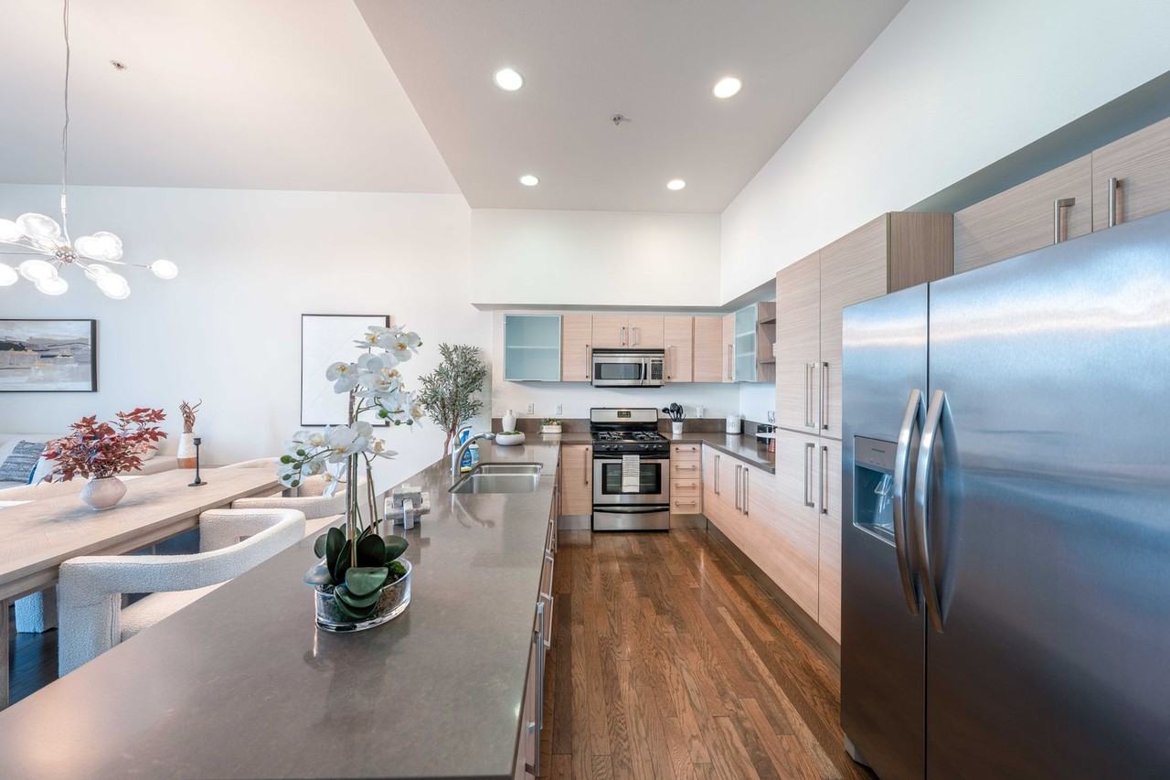 1234 Wilshire Blvd - Photo 3 of 43