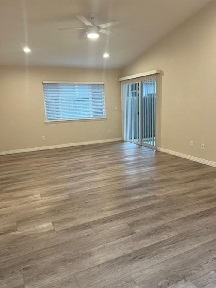 4905 Douvan Ct - Photo 3 of 13